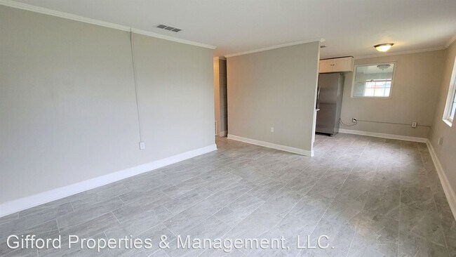 Building Photo - 3 br, 1 bath House - 1007 NE 23rd St