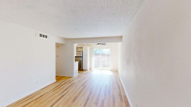Foto del edificio - Central Austin One Bedroom Gem – Walk to Central Market!