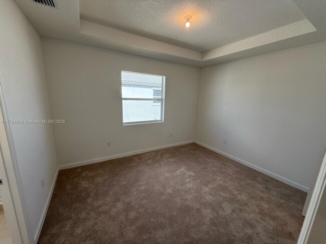 Foto del edificio - 116 NW 11th Ct