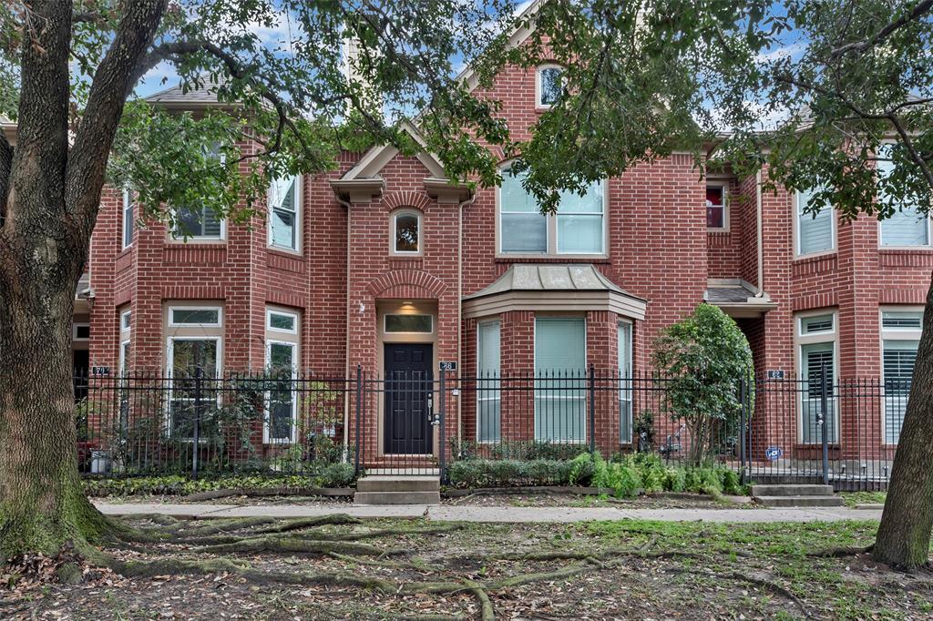 Foto principal - 66 McGowen St