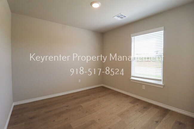 Foto del edificio - 15610 S 75th E Ave