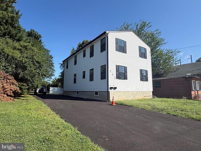 Foto del edificio - 132 Yale Ave