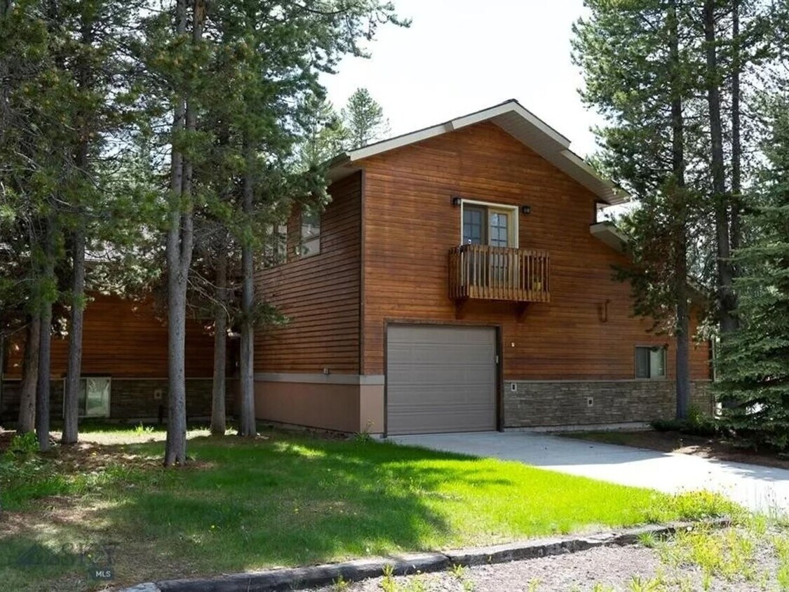 619 N Hayden St, West Yellowstone, MT 59758 House Rental in West