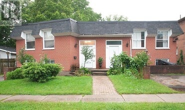 Building Photo - 54 Gunn St