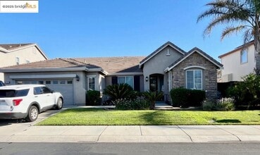 Building Photo - 6160 Seneca Cir