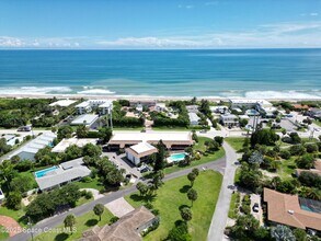 Building Photo - 1318 S Miramar Ave