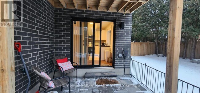 Photo du bâtiment - 19 Ferris Cir