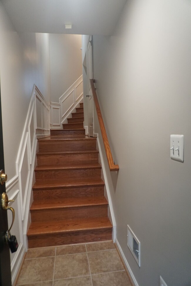 Stairs to 1st Floor - 23460 Twin Falls Ter