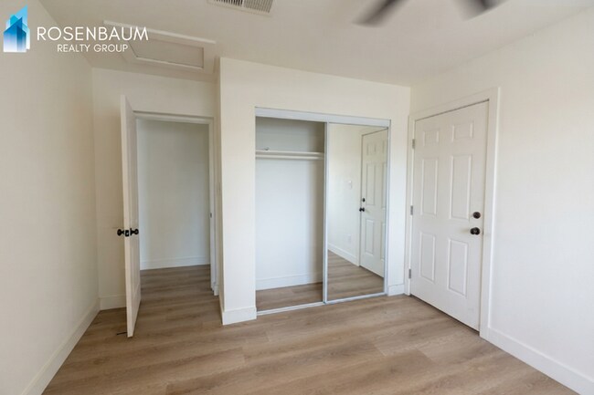 Foto del edificio - Beautiful 5-Bedrooms, 2-baths home in Scottsdale with a Private Pool!