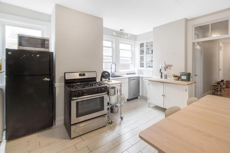 Primary Photo - 35 Essex St