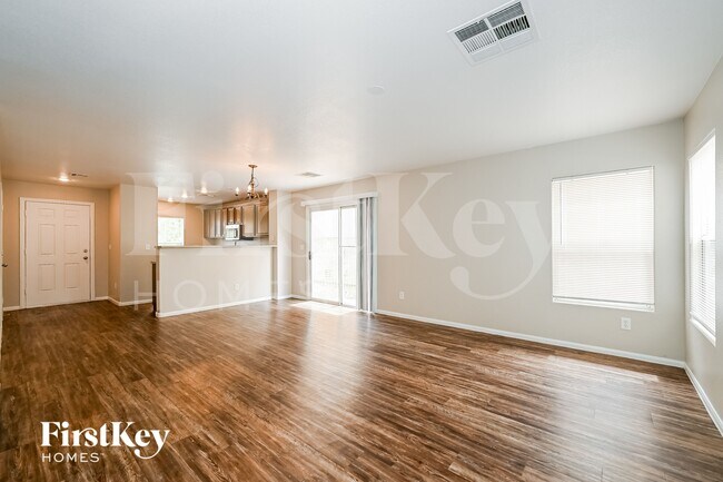 Building Photo - 1233 Plum Canyon St