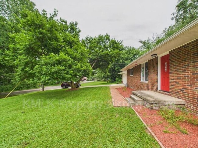 Building Photo - 2644 Kilgore St