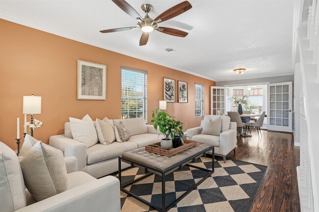 Foto del edificio - 818 Cedar Rd