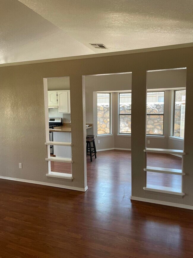 Foto del edificio - 11205 Red Hawk Ln