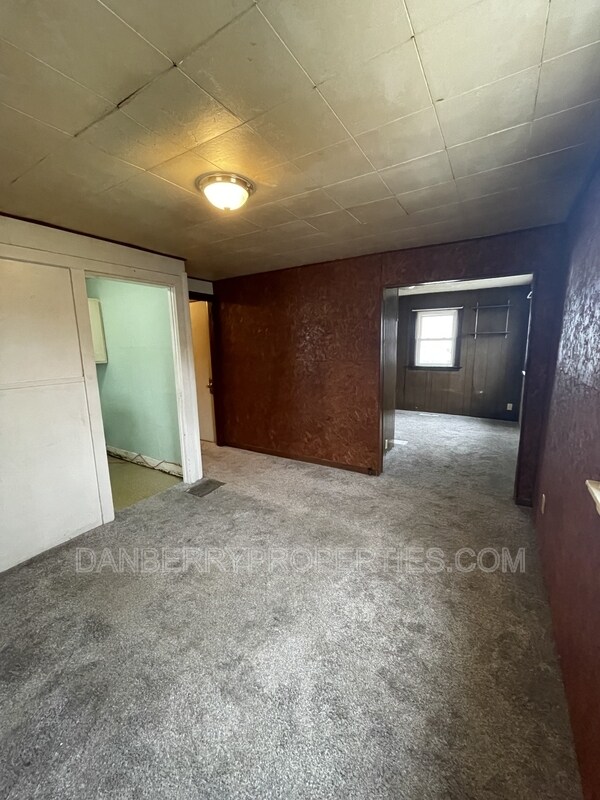 Foto del edificio - 108 Taft Blvd