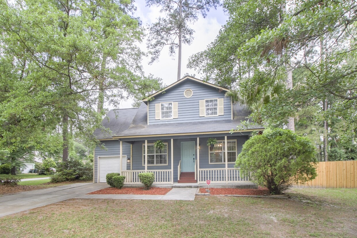 Primary Photo - 110 Sugar Mill Cir
