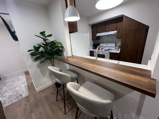 Building Photo - 23 Streamwood