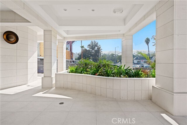 Foto del edificio - 4214 Fulton Ave
