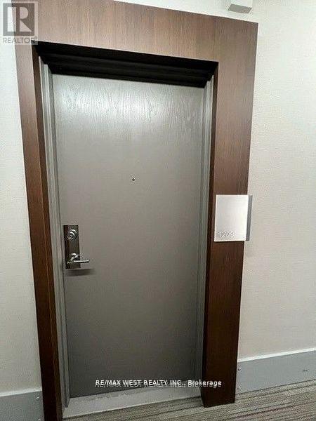 Building Photo - 21 Widmer St