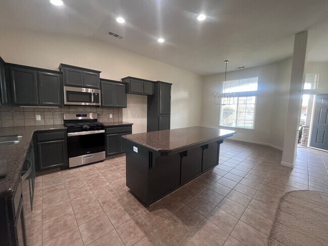 Building Photo - 2044 Stagecoach Pl