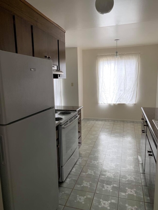 Kitchen - 2640 Dwight Way