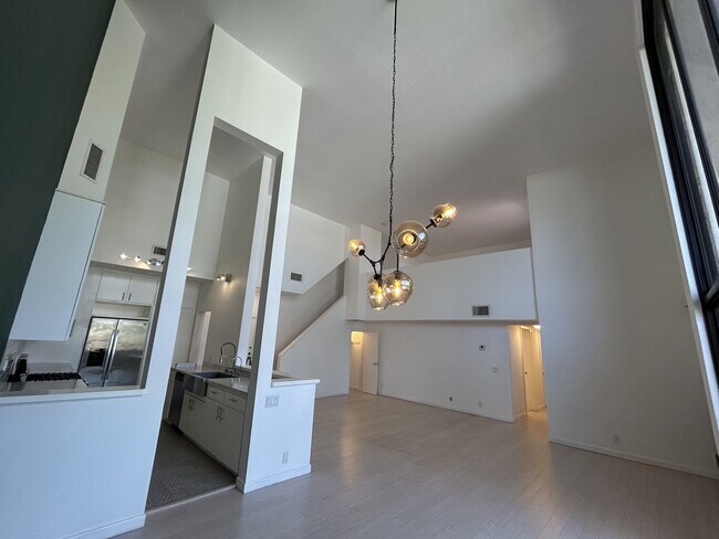 Foto del edificio - 11077 Palms Blvd