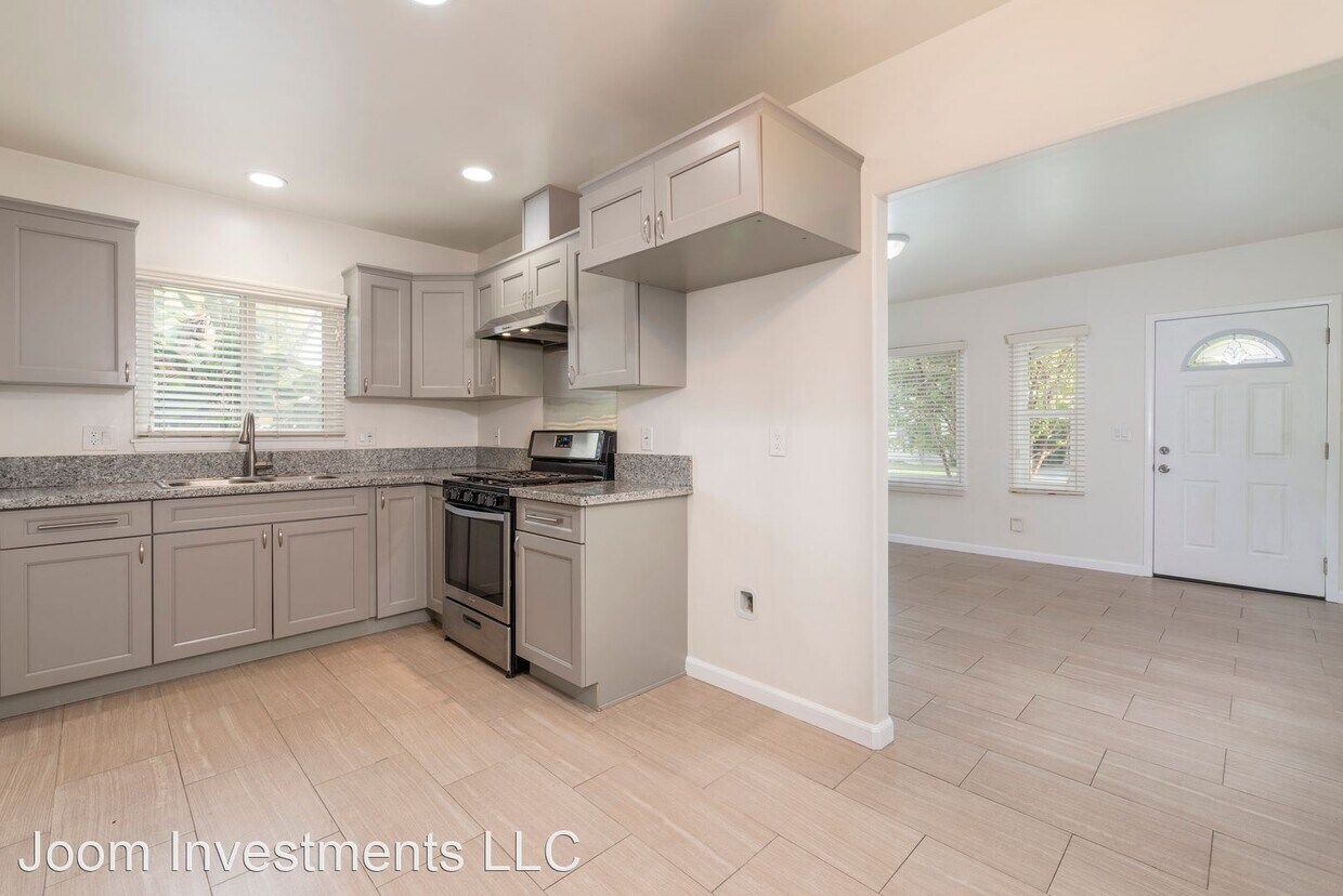 2 br, 1 bath House 13 W Grand Ave House Rental in Alhambra, CA