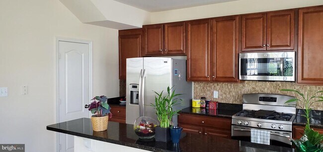 Foto del edificio - 12425 Horseshoe Bend Cir