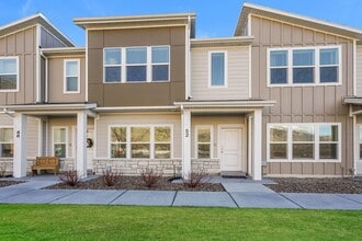 Building Photo - 52 W 925 N