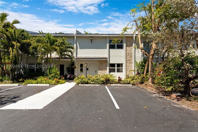 Foto del edificio - 6217 SW 78th St