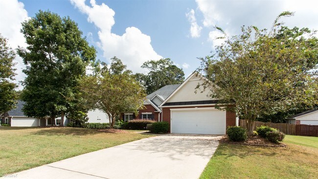 Building Photo - 4 br, 3 bath House - 320 Bridgemill Ln
