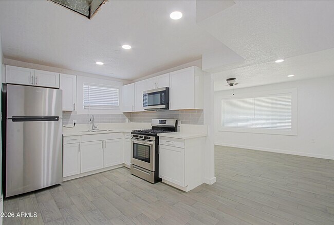 Foto del edificio - 5123 N 17th Ave