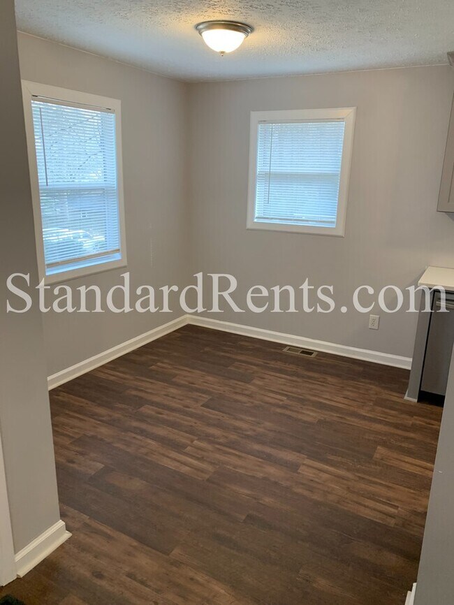 Building Photo - Cute West Midtown Bungalow