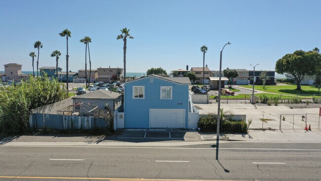 Foto del edificio - 17165 Pacific Coast Hwy