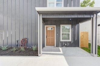 Building Photo - 3433 Lydia St