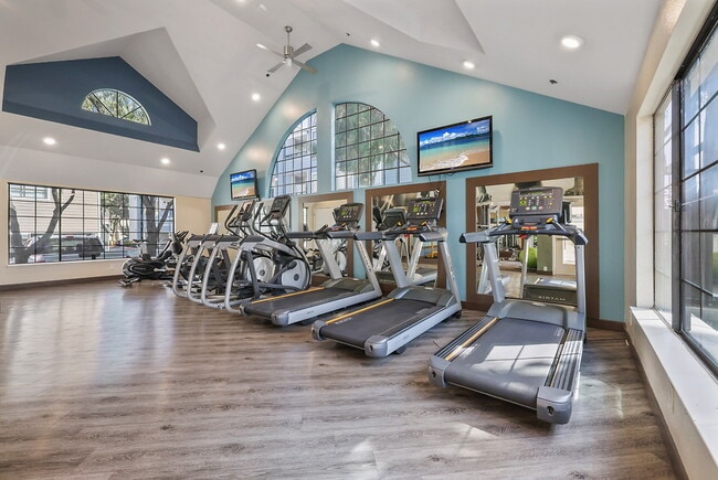 Foto del edificio - Lakeshore Landing