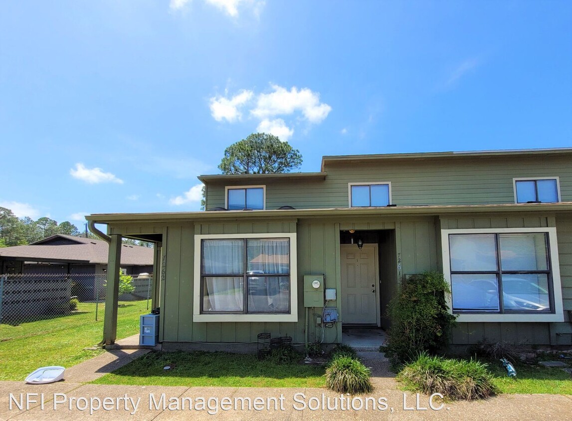 Primary Photo - 2 br, 2 bath House - 7261 Lago Vista Court