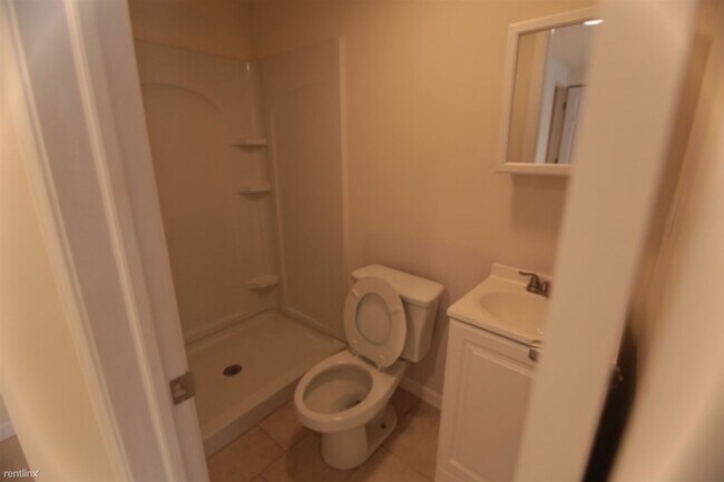 Building Photo - 4 br, 4 bath Triplex - 1915 N GRATZ ST Unit 1