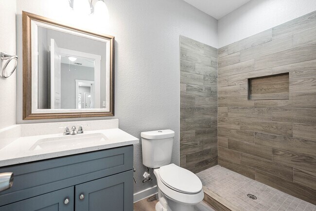 Foto del edificio - 16985 Glenheath St