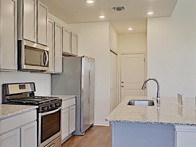 Building Photo - 2721 Deerfield Creek
