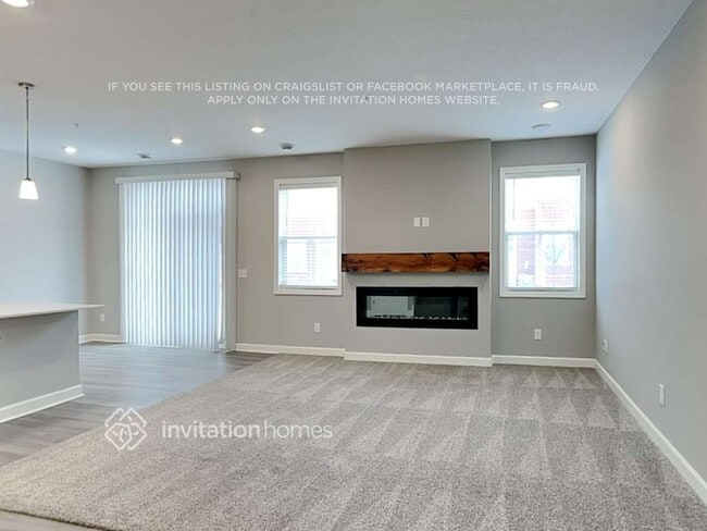 Foto del edificio - 6439 Inspire Cir S