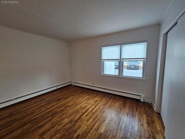 Building Photo - 108-110 Orinoco Dr