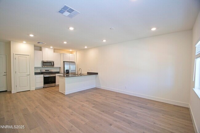 Foto del edificio - 1636 Prancer St