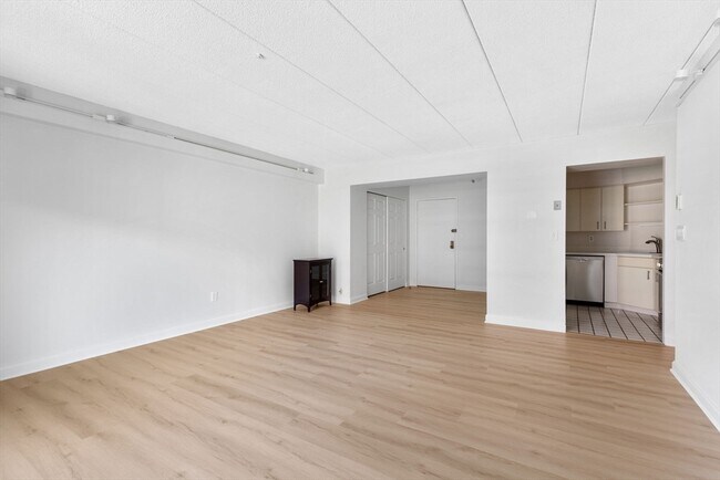 Foto del edificio - 125 Pleasant St