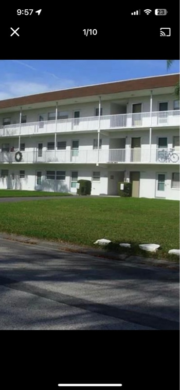 Foto principal - 1225 58th St N