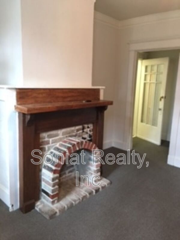 Building Photo - 7 Allard Blvd