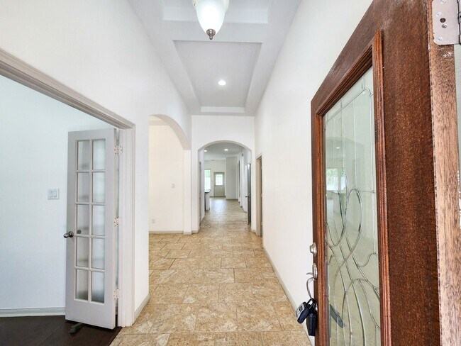 Foto del edificio - 4515 Greenleaf Dr