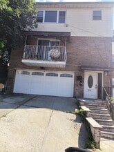 Building Photo - 1515 70th St
