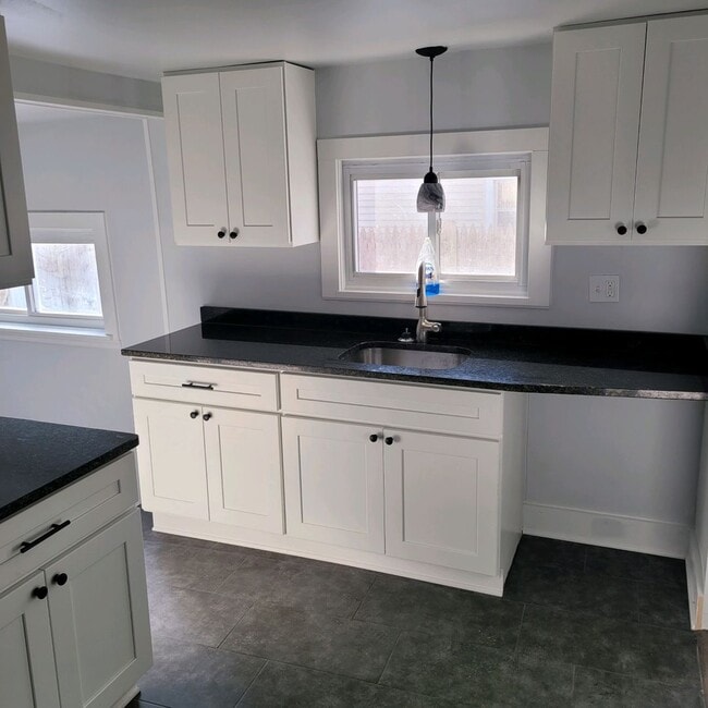 Building Photo - Completely remodeled TWO BEDROOM Twin