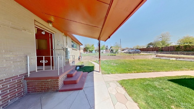 Foto del edificio - 4030 S Fox St